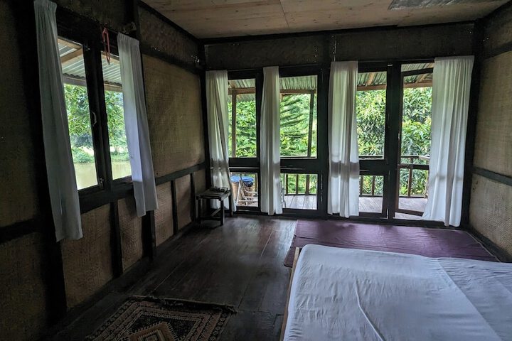 Room 38 of 146