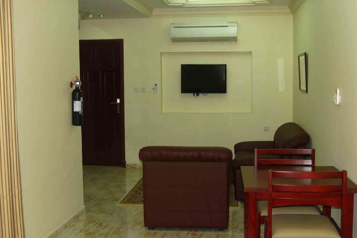 Room 17 of 33
