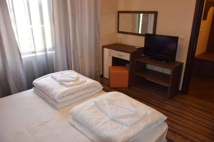 Room 4 of 57