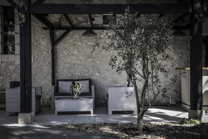 Terrace/Patio 36 of 39