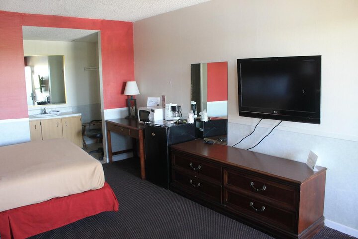 Room 7 of 20