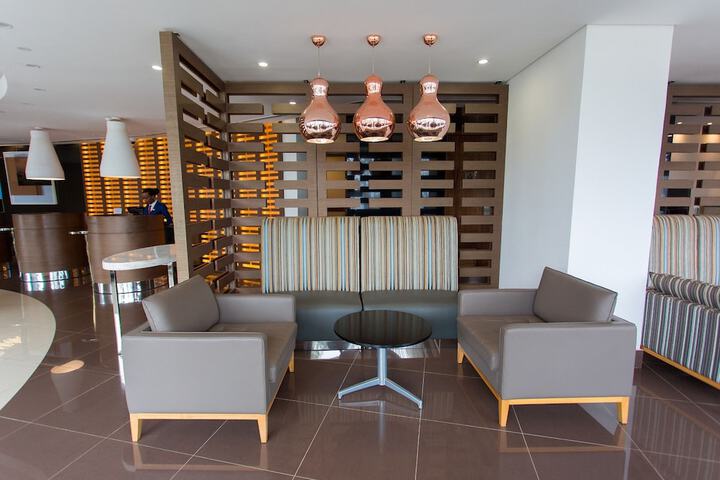 Guest Lobby