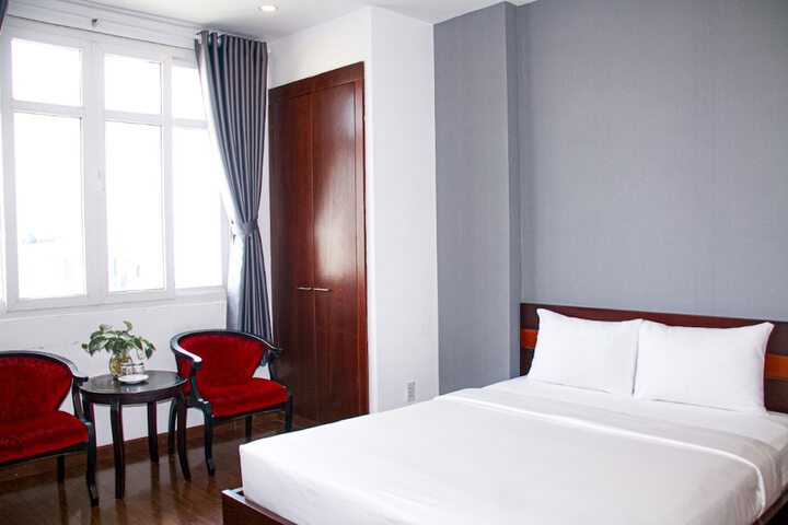 Room 17 of 49