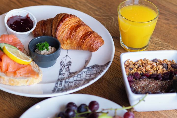 Breakfast/Coffee Service 48 of 56