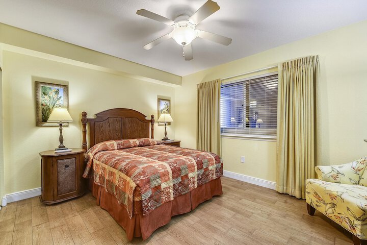 Room 6 of 145