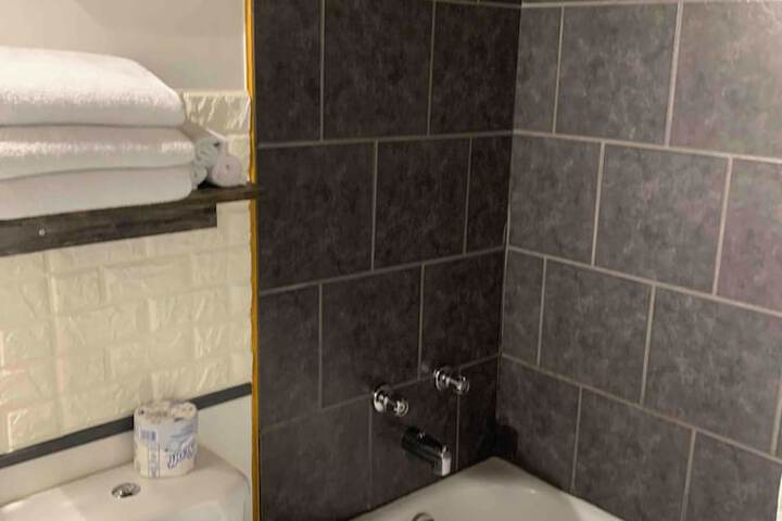 Room 144 of 167