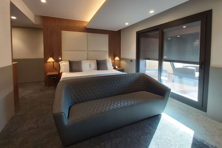Room 15 of 79