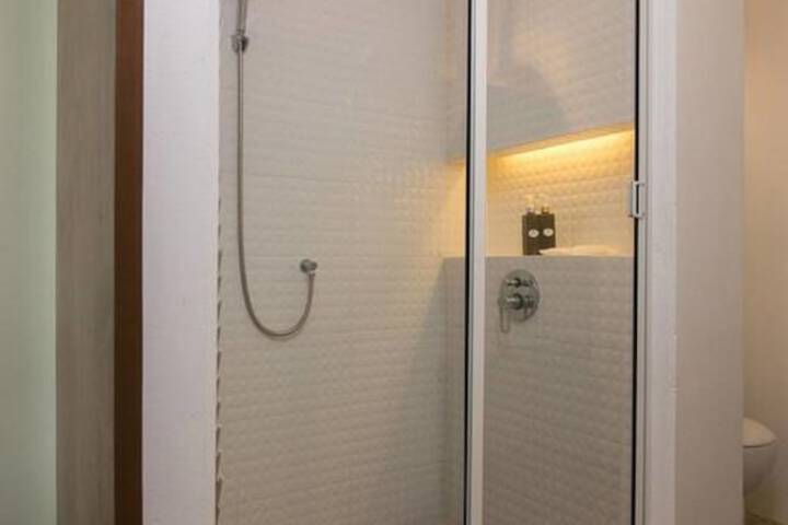Room 20 of 44