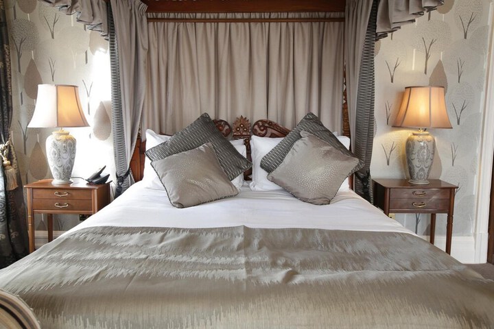 Room 15 of 58