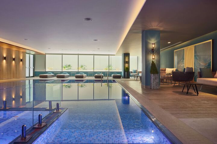 Pool 107 of 260