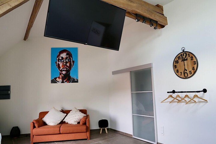 Room 25 of 57