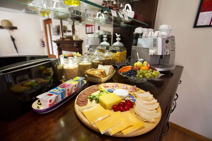Breakfast/Coffee Service 44 of 57