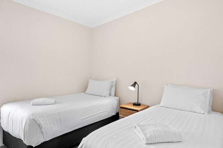 Room 20 of 93