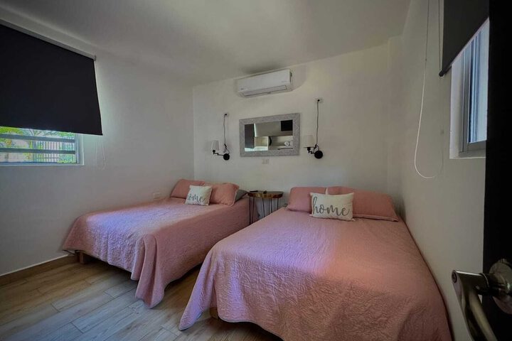 Room 5 of 17