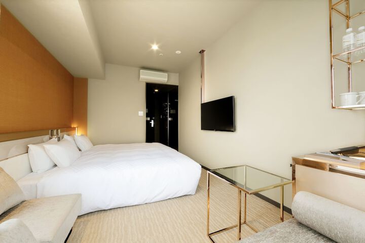 Room 12 of 56