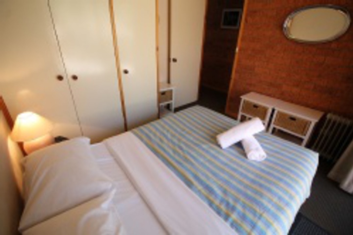 Room 43 of 96