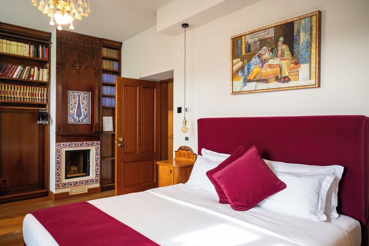 Room 29 of 64