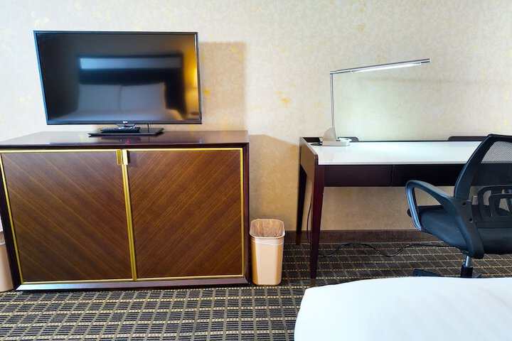 Room 15 of 73