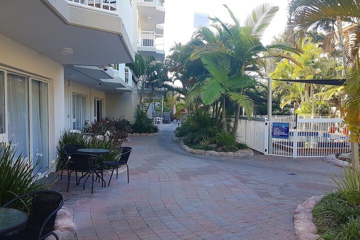 Hotel Exterior 129 of 136