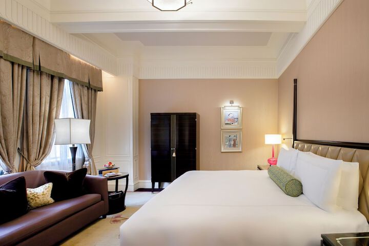 Room 46 of 182
