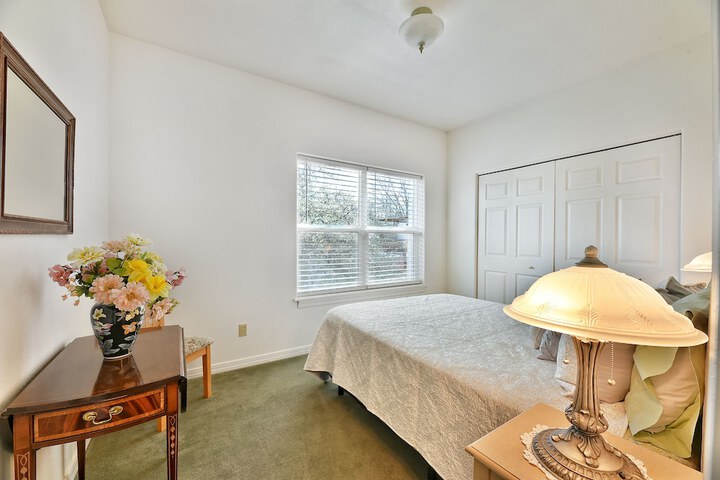 Room 3 of 13