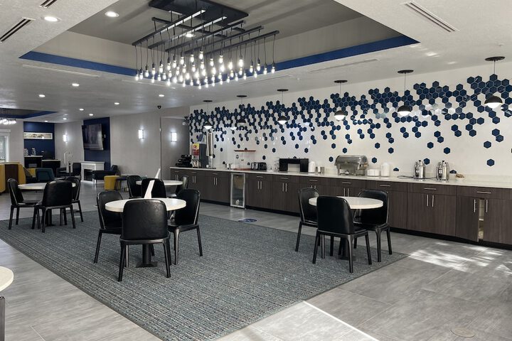 Breakfast area