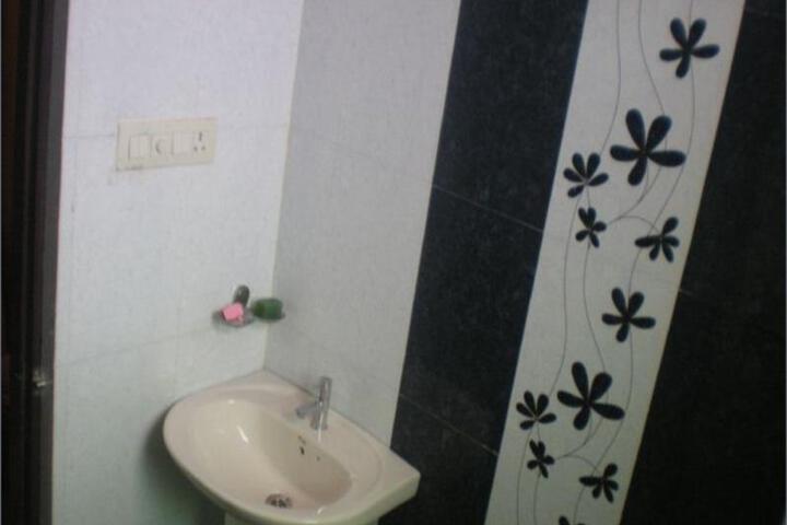 Manhar Vilas Hotel
