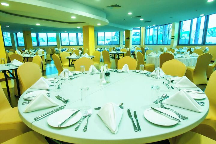 Dining 64 of 91