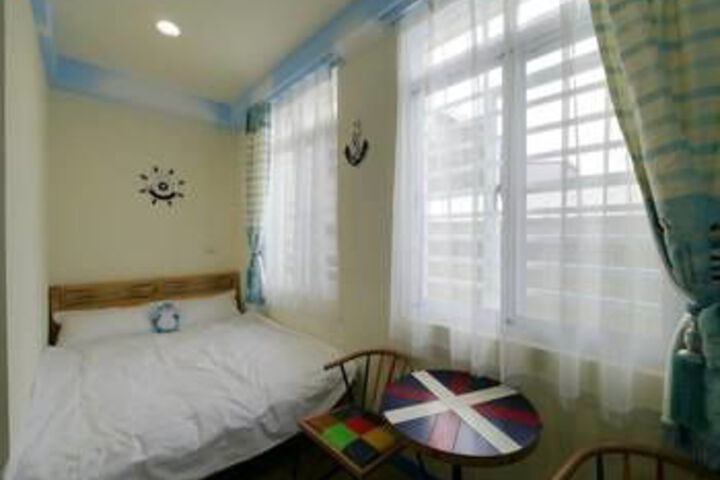 Room 13 of 39