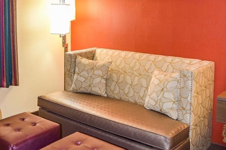 Room 6 of 23