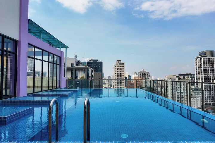 Pool 23 of 40