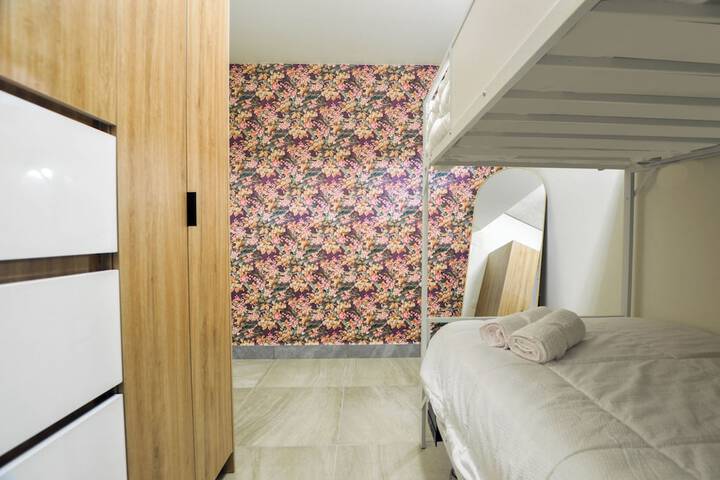 Room 57 of 254