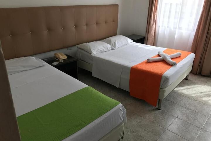 Room 11 of 42