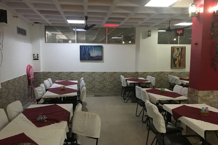 Dining 6 of 25
