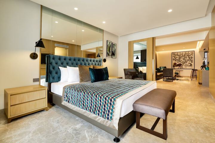 Room 8 of 23