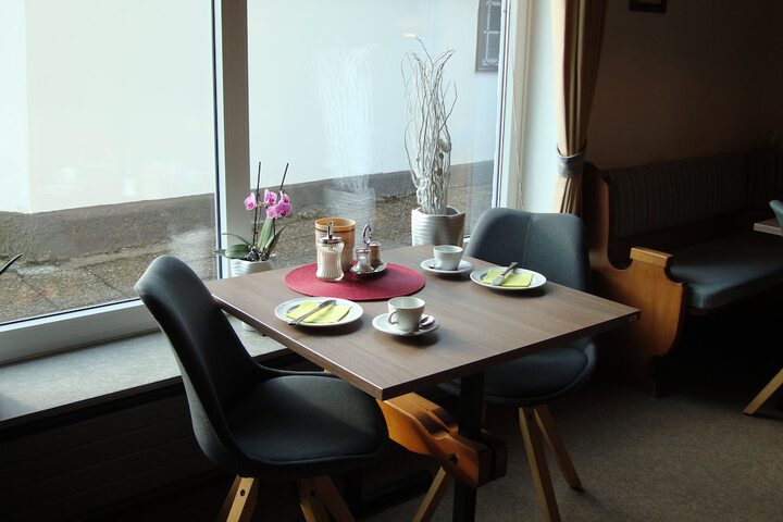 Breakfast/Coffee Service 10 of 26