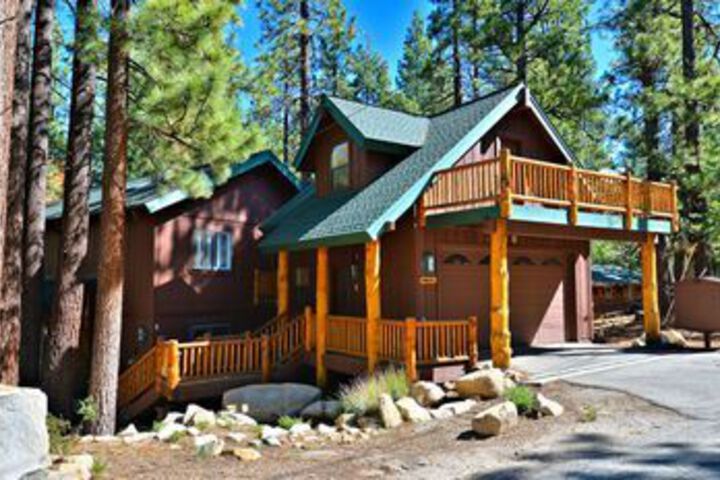 Photo of 4Br 2BA Heavenly Haven in Tahoe by RedAwning