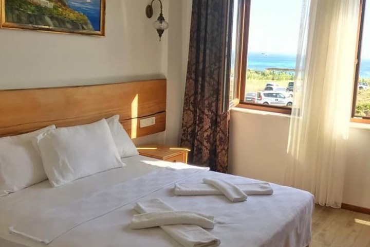 Room 21 of 69
