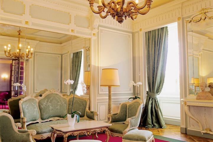 Hotel Interior 5 of 77
