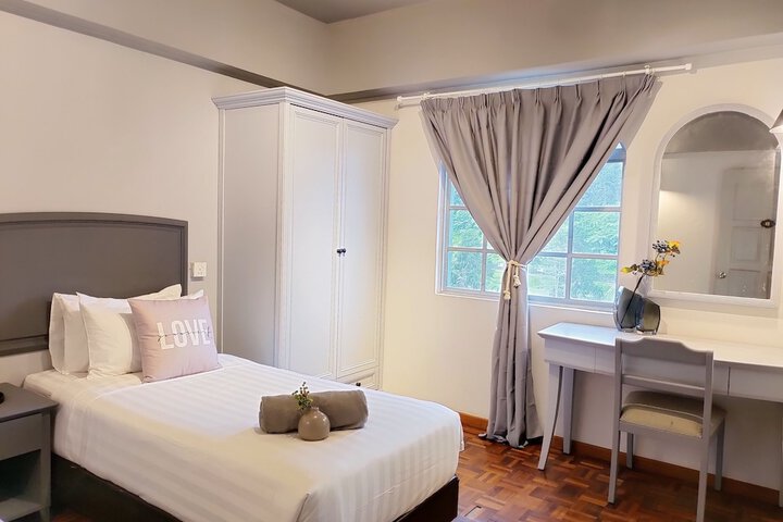 Room 32 of 131