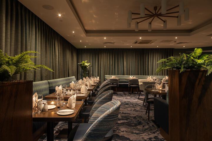 Dining 47 of 79