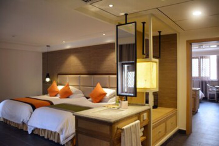 Room 39 of 63