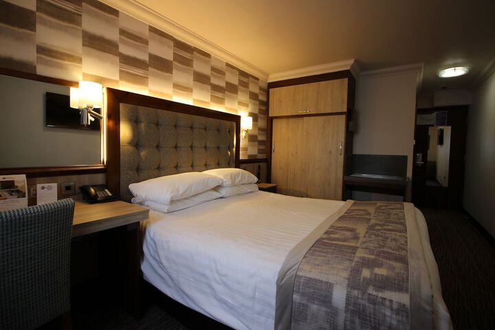 Room 15 of 57