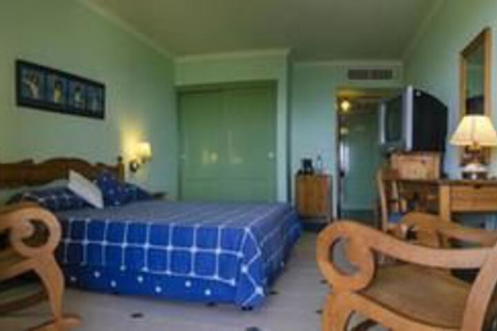 Room 10 of 22
