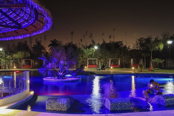Pool 16 of 51