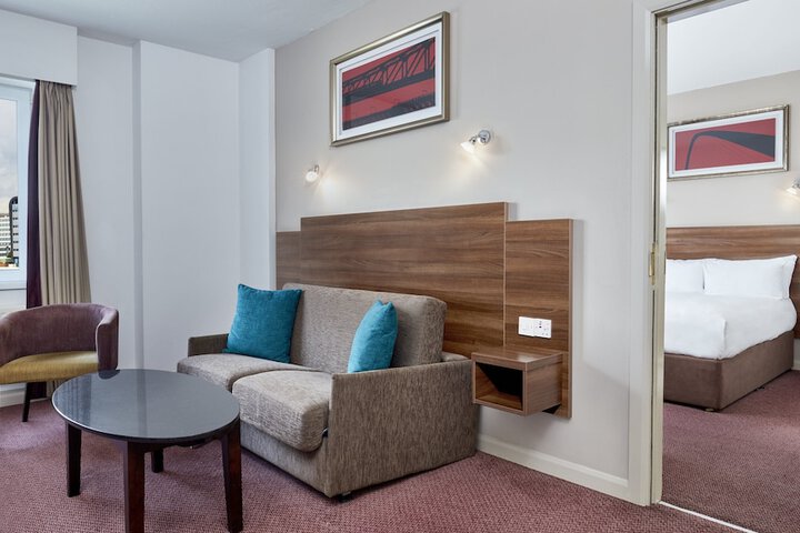 Room 14 of 45