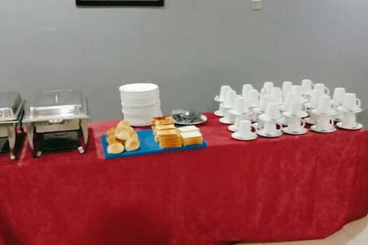 Breakfast/Coffee Service 29 of 70