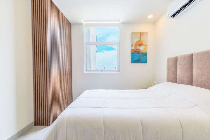 Room 50 of 249