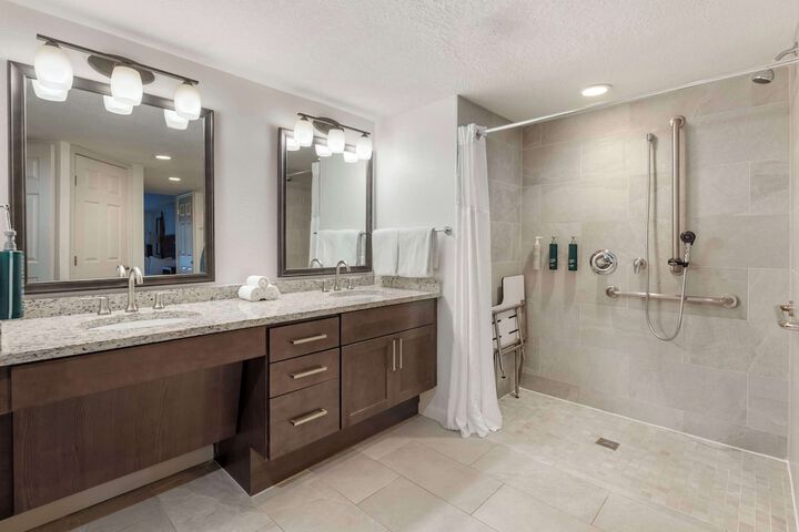 Bathroom shower