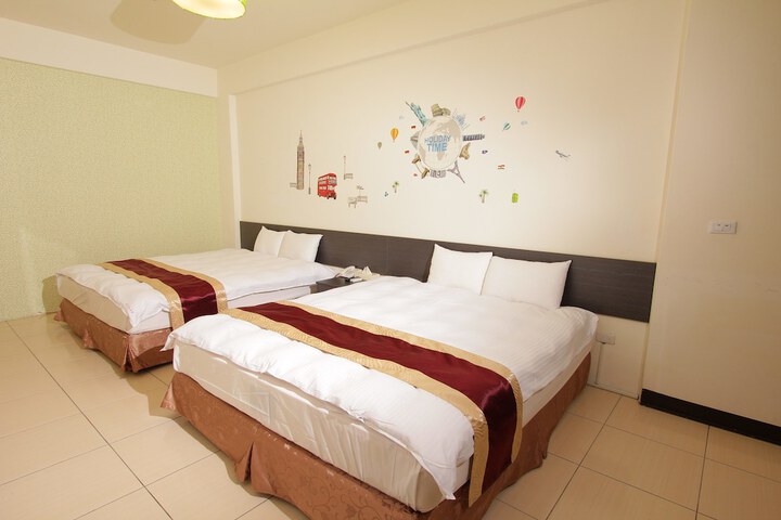 Room 9 of 44